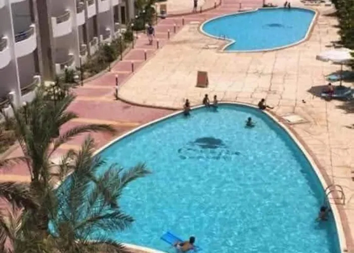 Lovely Sunny Front, Near Senzo Mall Free Wifi Apartment Hurghada