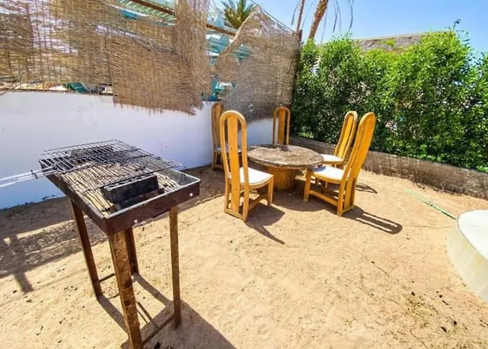 Lovely Sunny Front, Near Senzo Mall Free Wifi *
