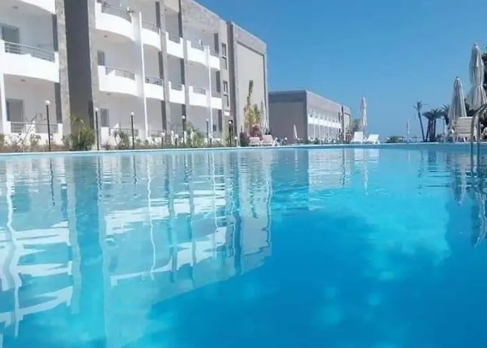 Lovely Sunny Front, Near Senzo Mall Free Wifi * Hurghada