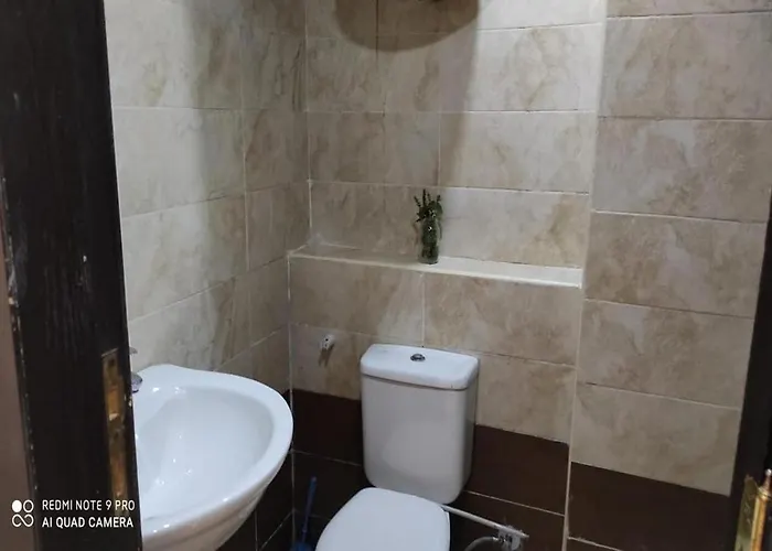 Lovely Sunny Front, Near Senzo Mall Free Wifi Apartment *